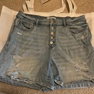 Judy Blue - 5 Button High Rise Shorts